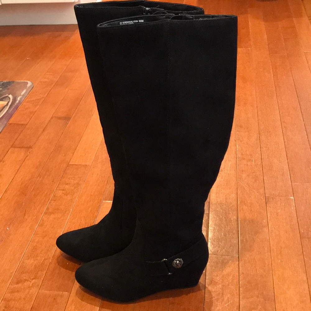 Brand new Anne Klein boots 👢